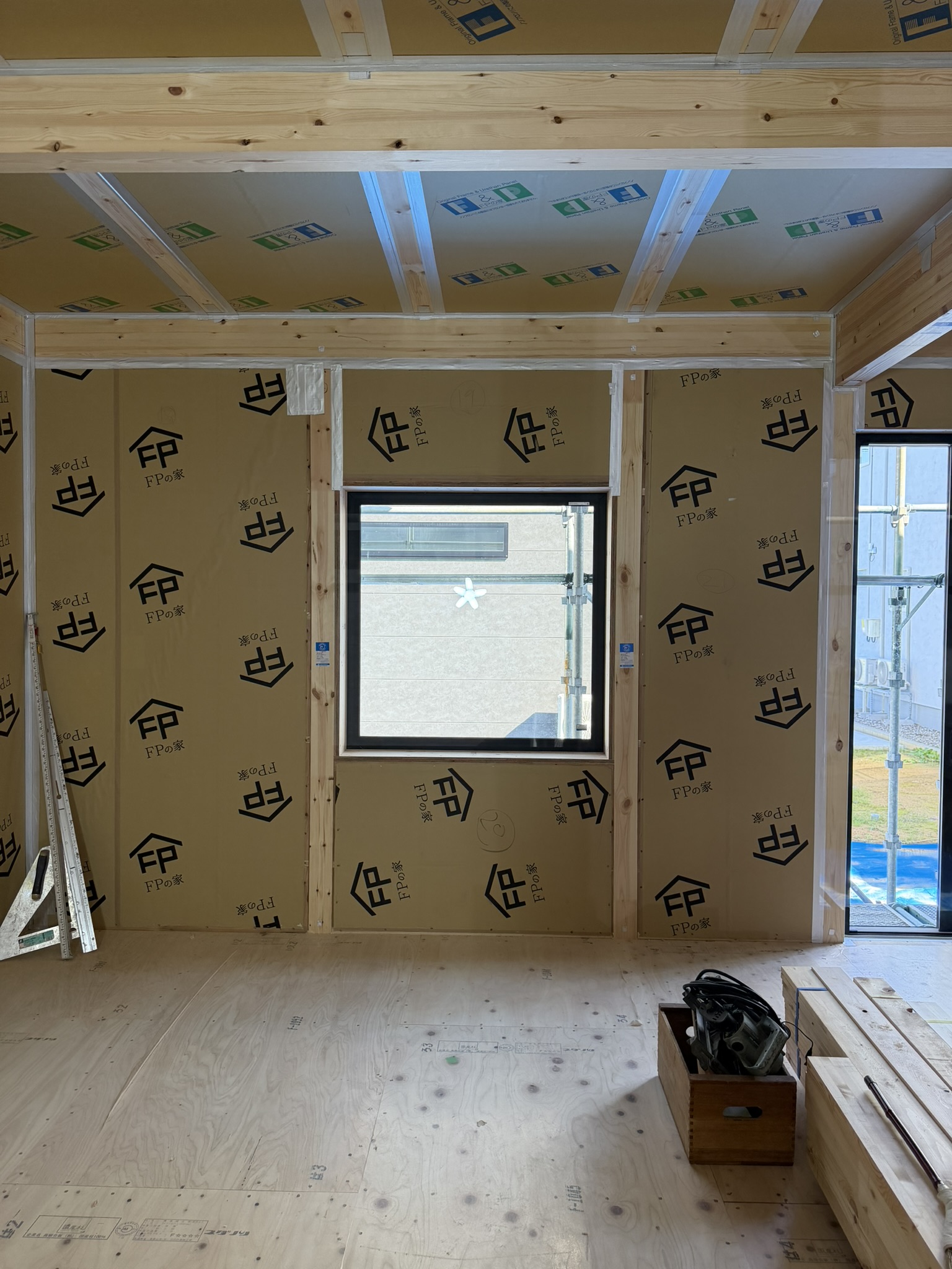 ピクチャーウィンドウ工事中