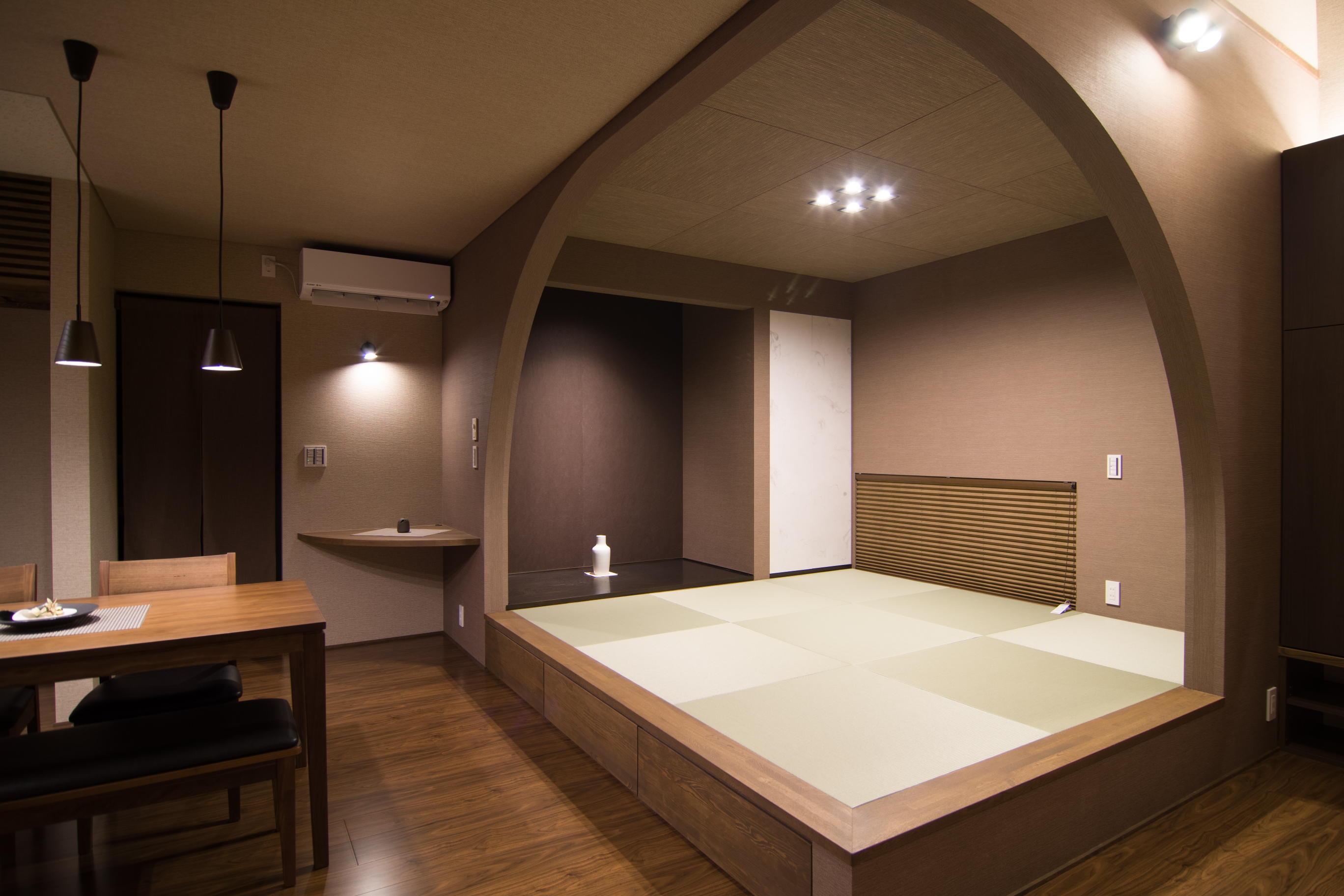 和モダン　タタミコーナー