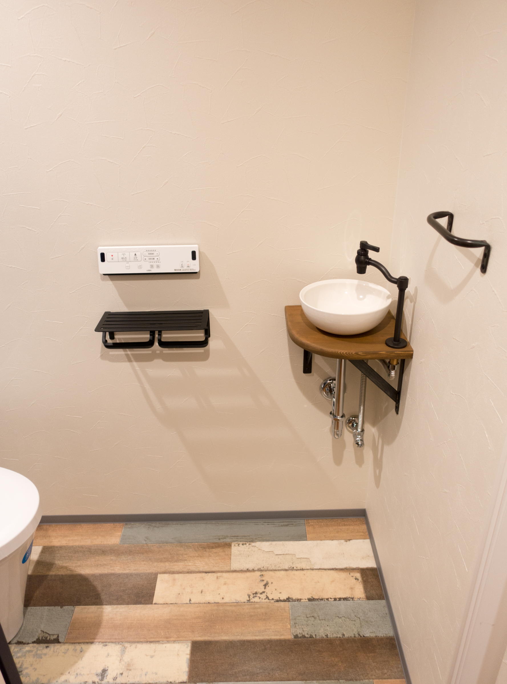 トイレ手洗い事例　MN邸