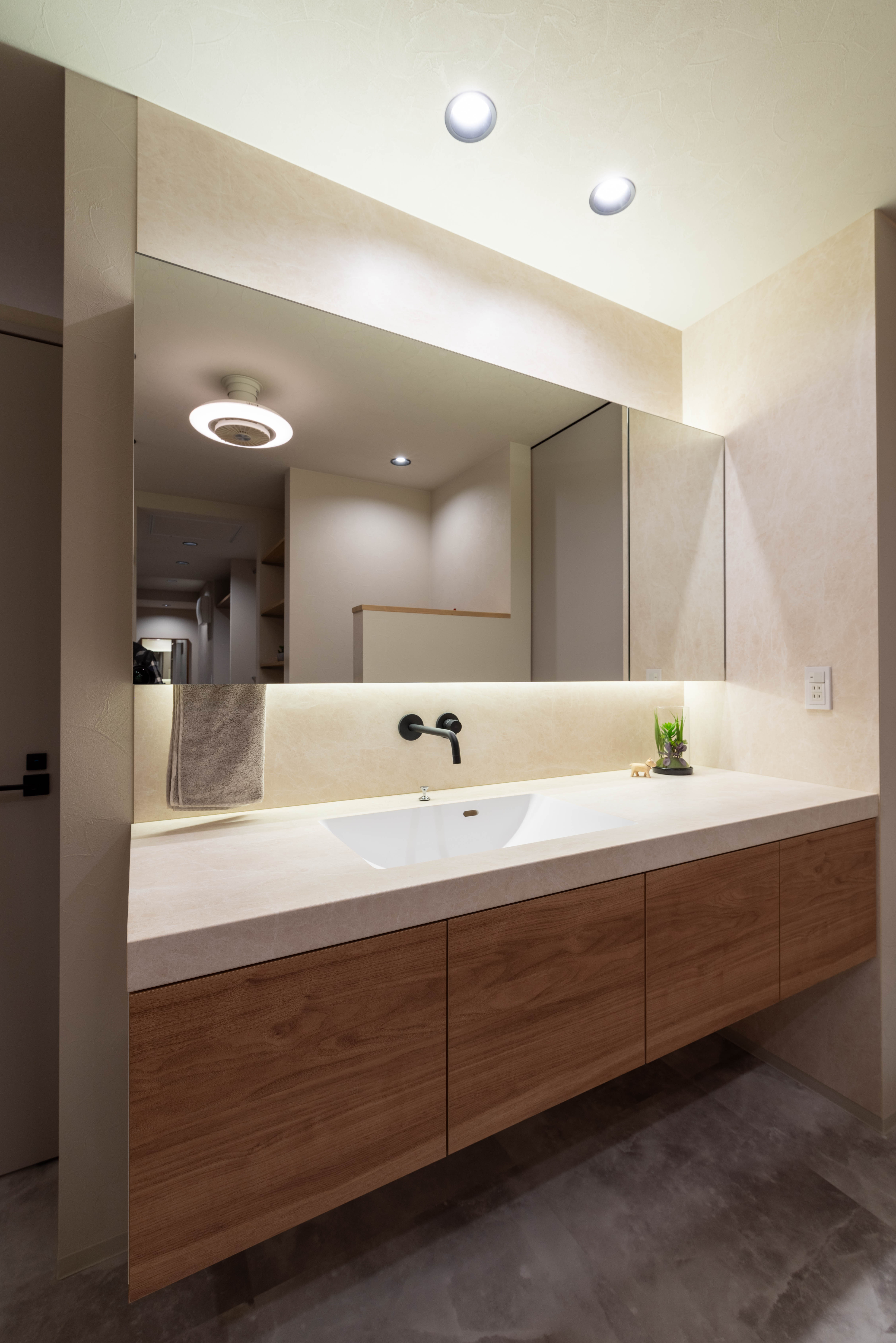 造作洗面カウンター　事例4