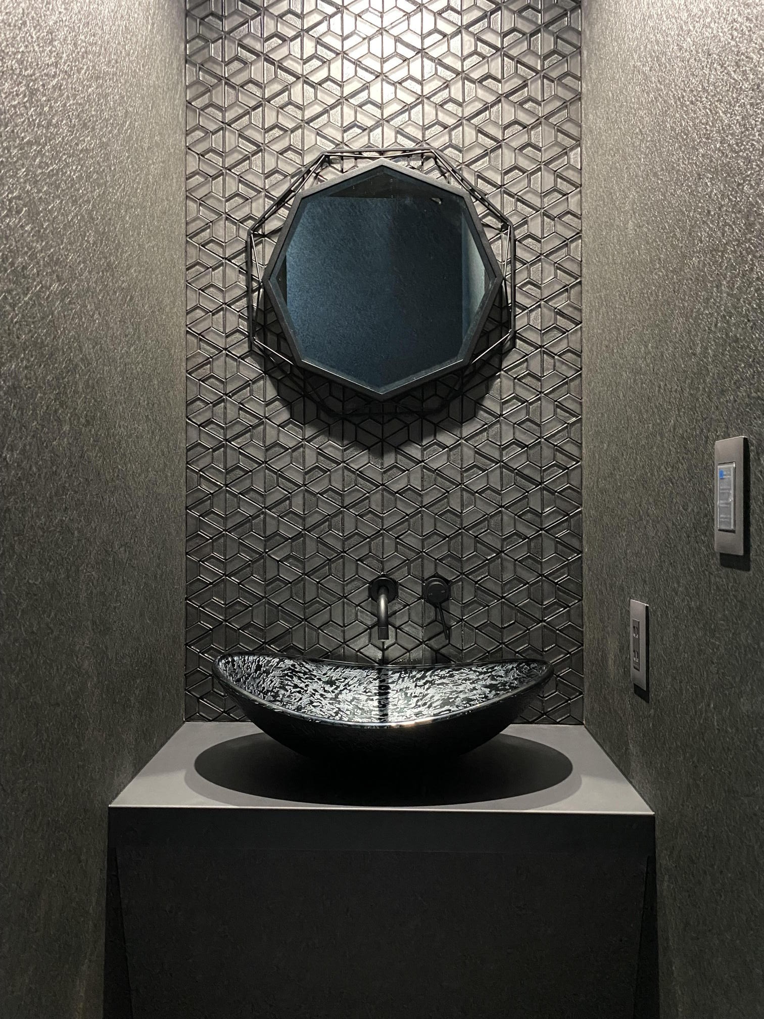 ホテルライクな洗面-1