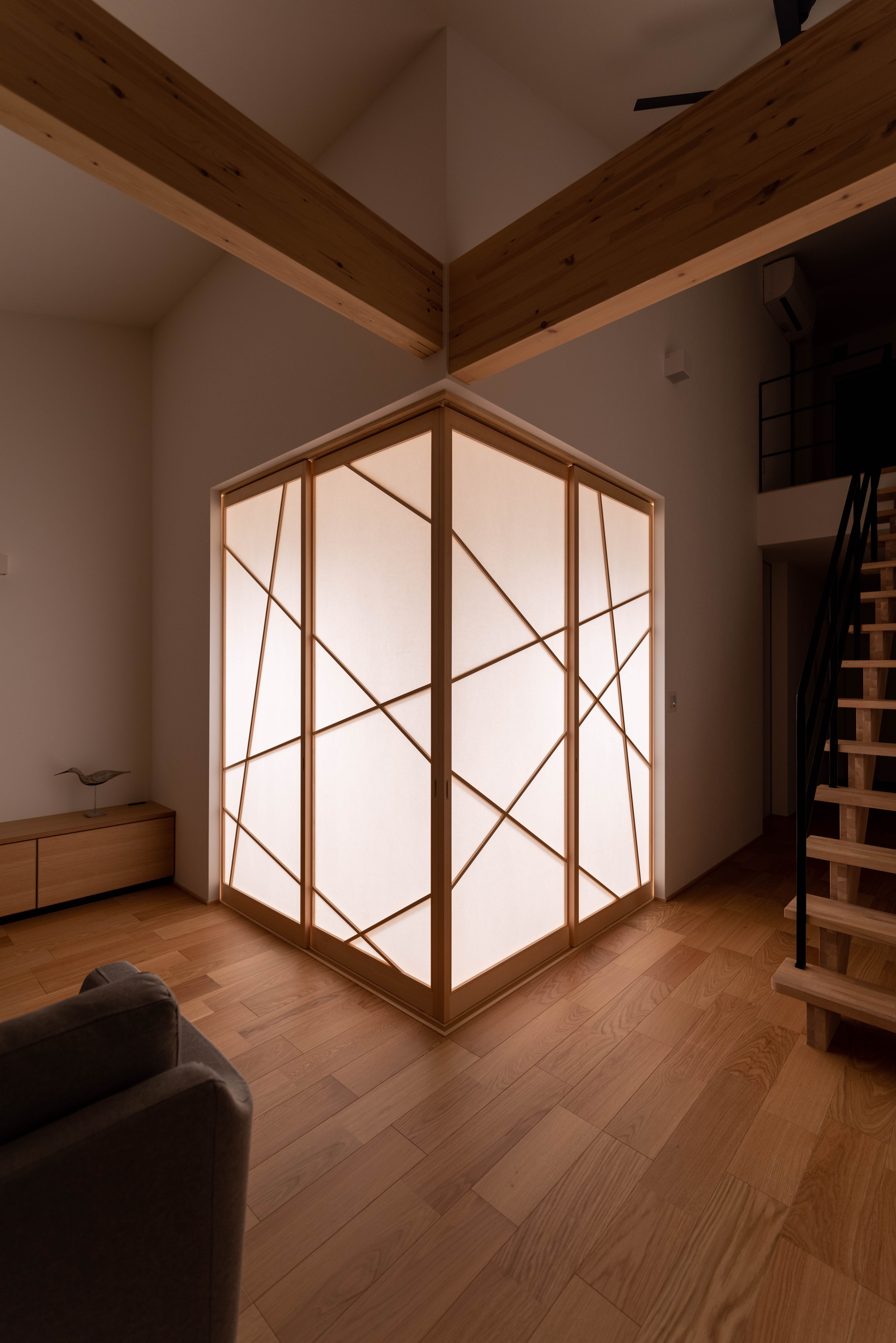 タタミコーナー　行燈の様な障子