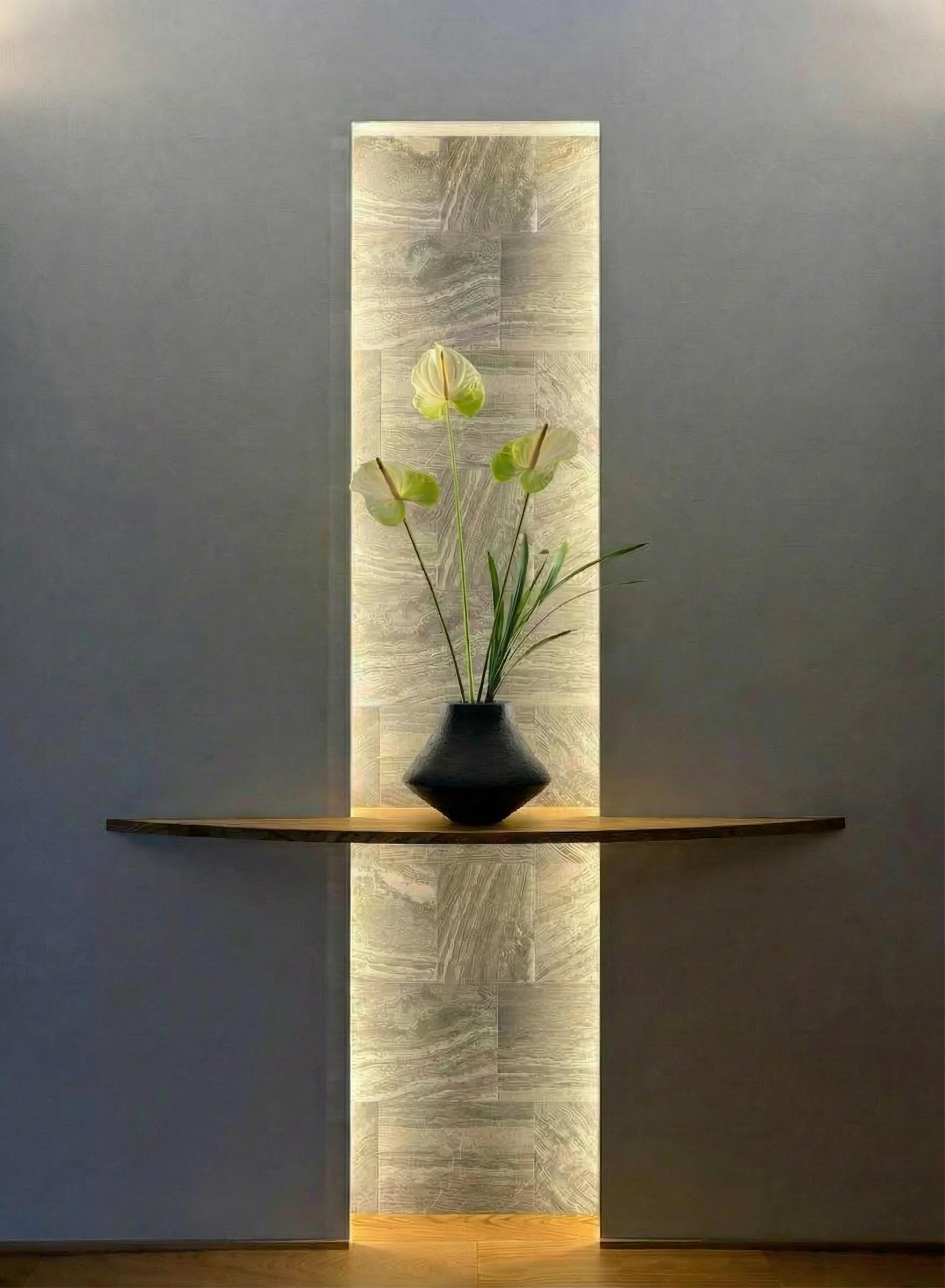 EF0PPBs0 玄関ニッチの灯り。小さな“きれい”が家の空気を整えます。