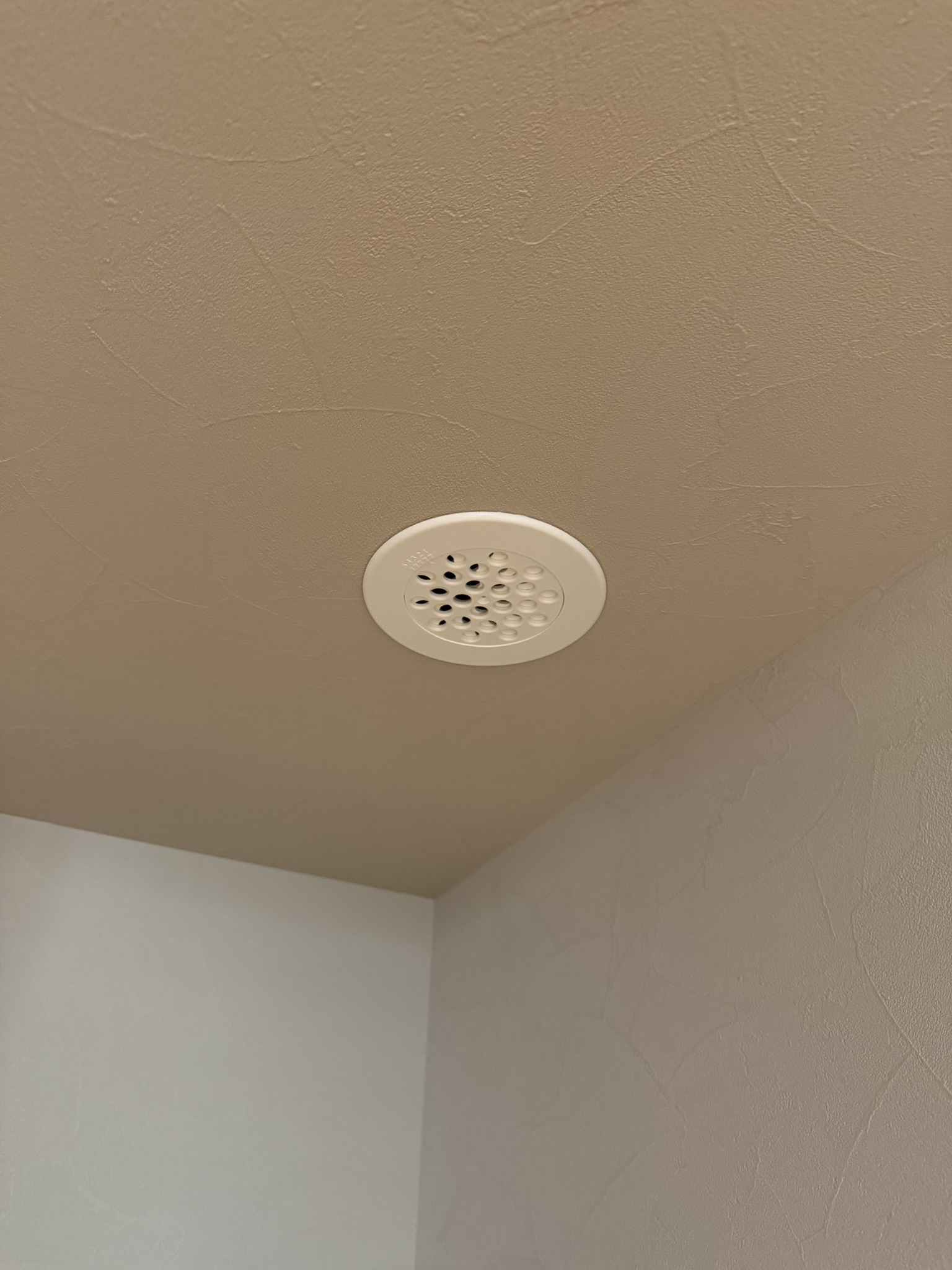 WIC：少し絞って“ゆっくり換気”（全体バランスの一部です）