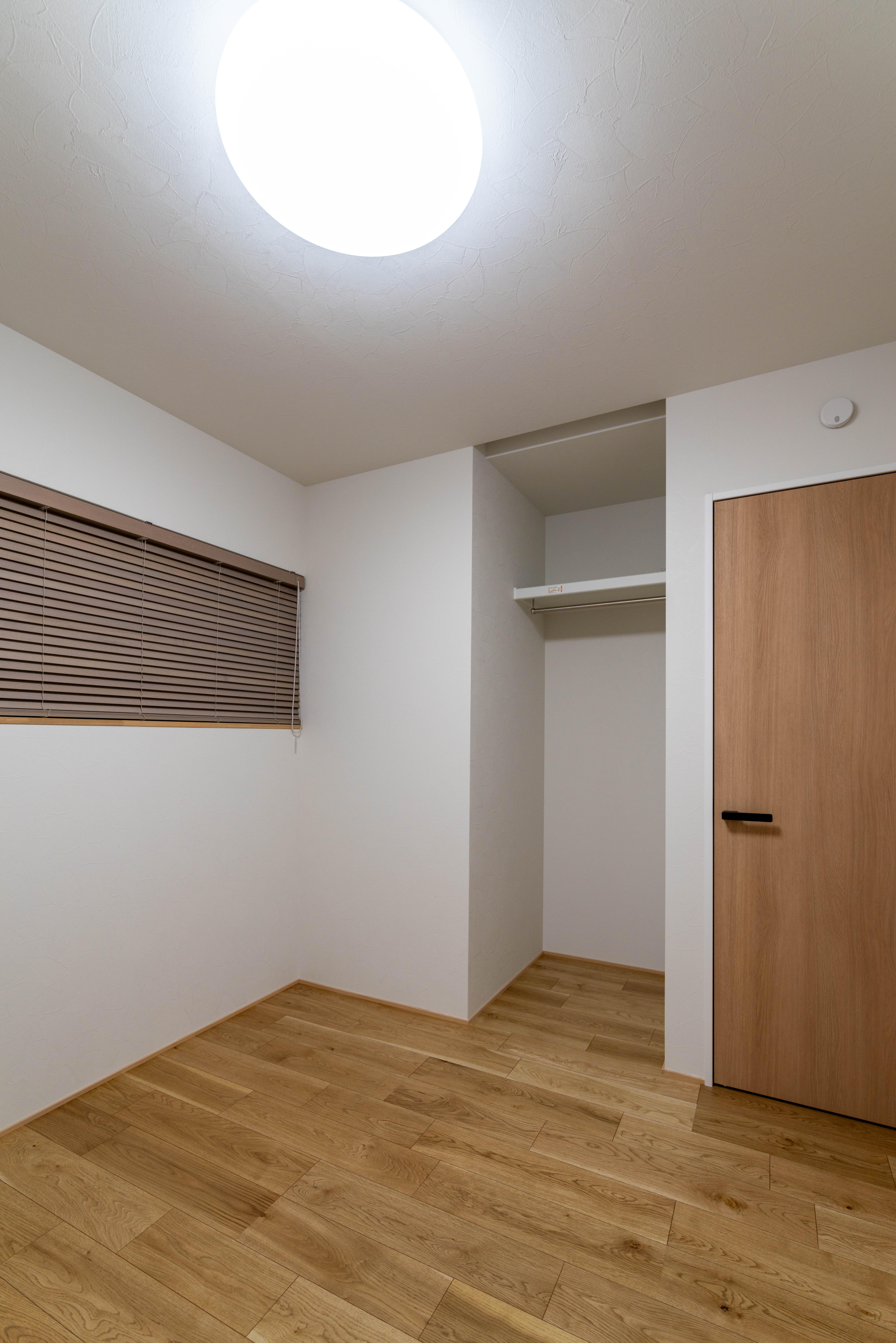 必要になってから整えられる、余白を残した収納計画。