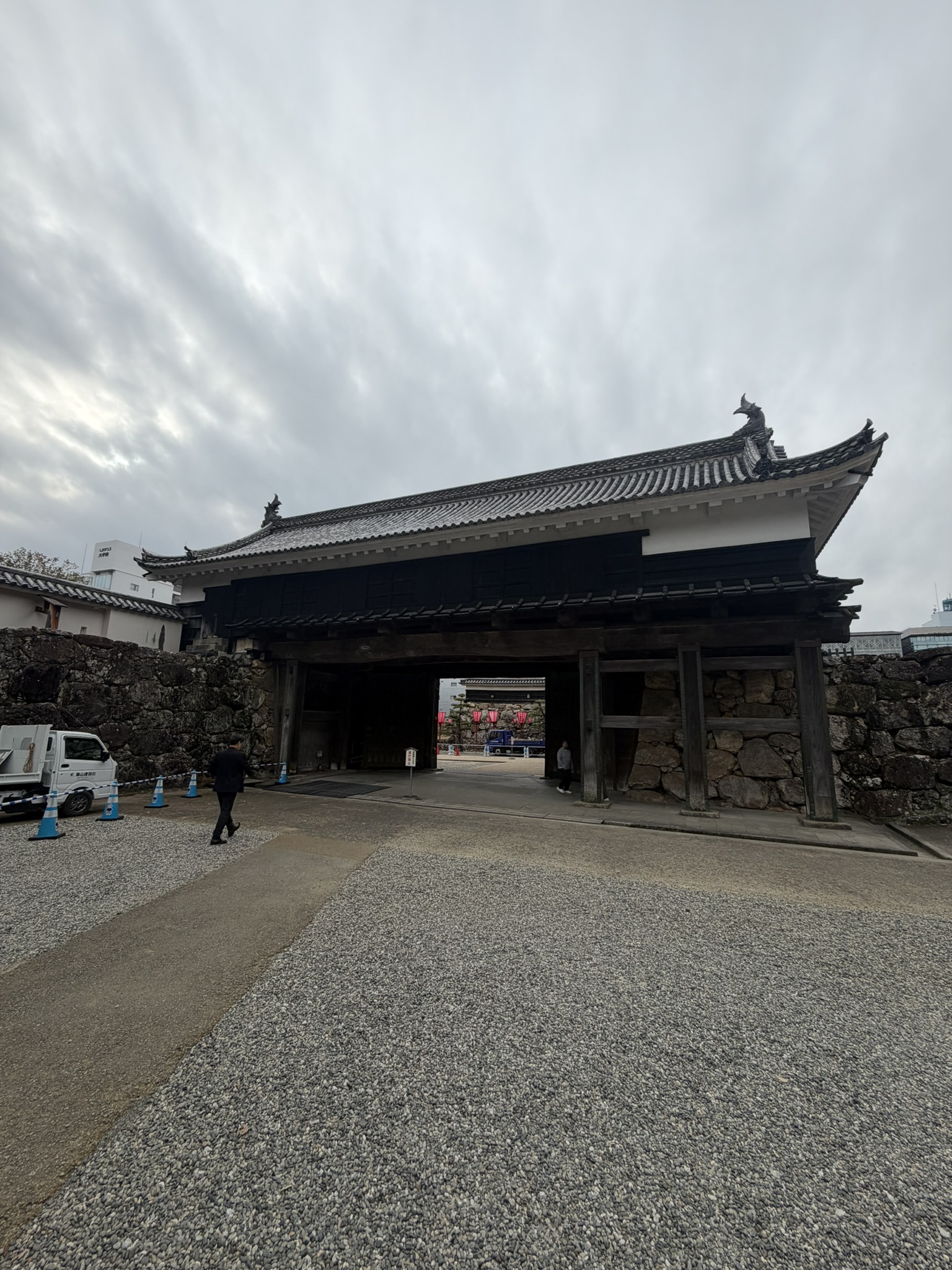 高知城　門
