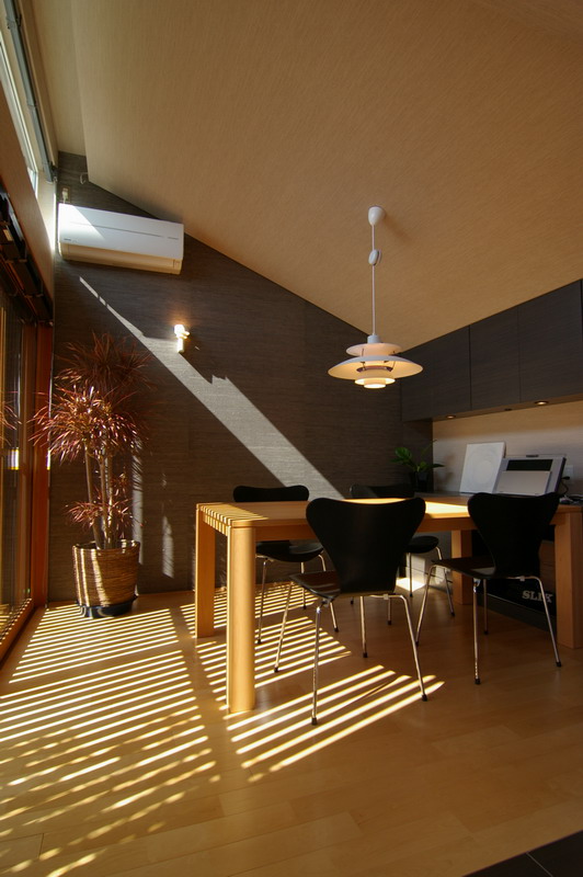 ILC191024- 075 お客様を迎える空間としての考えを見せる