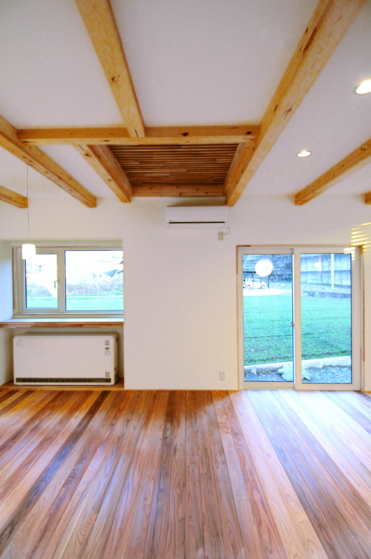 ライフ・コア第1号さん邸のリビング