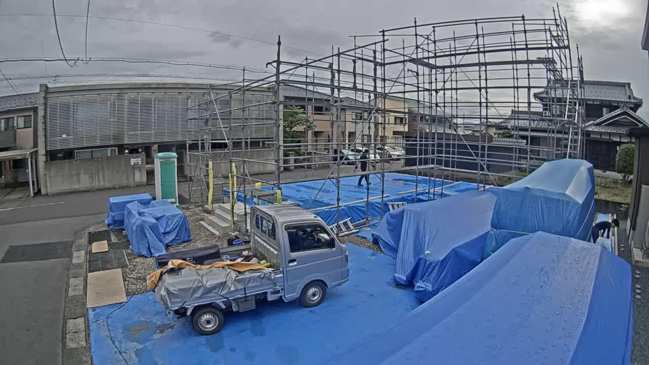 梅雨時期の建て方　スタート