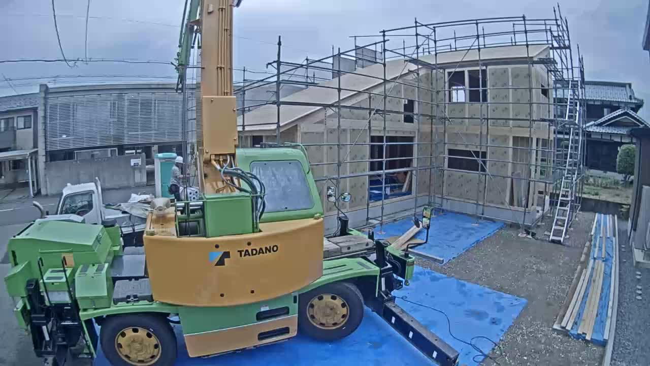 梅雨時期の建て方完了