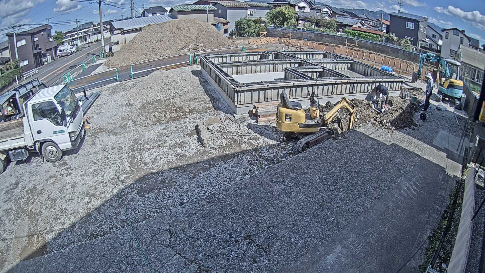 2026-10-07 給排水先行配管作業中